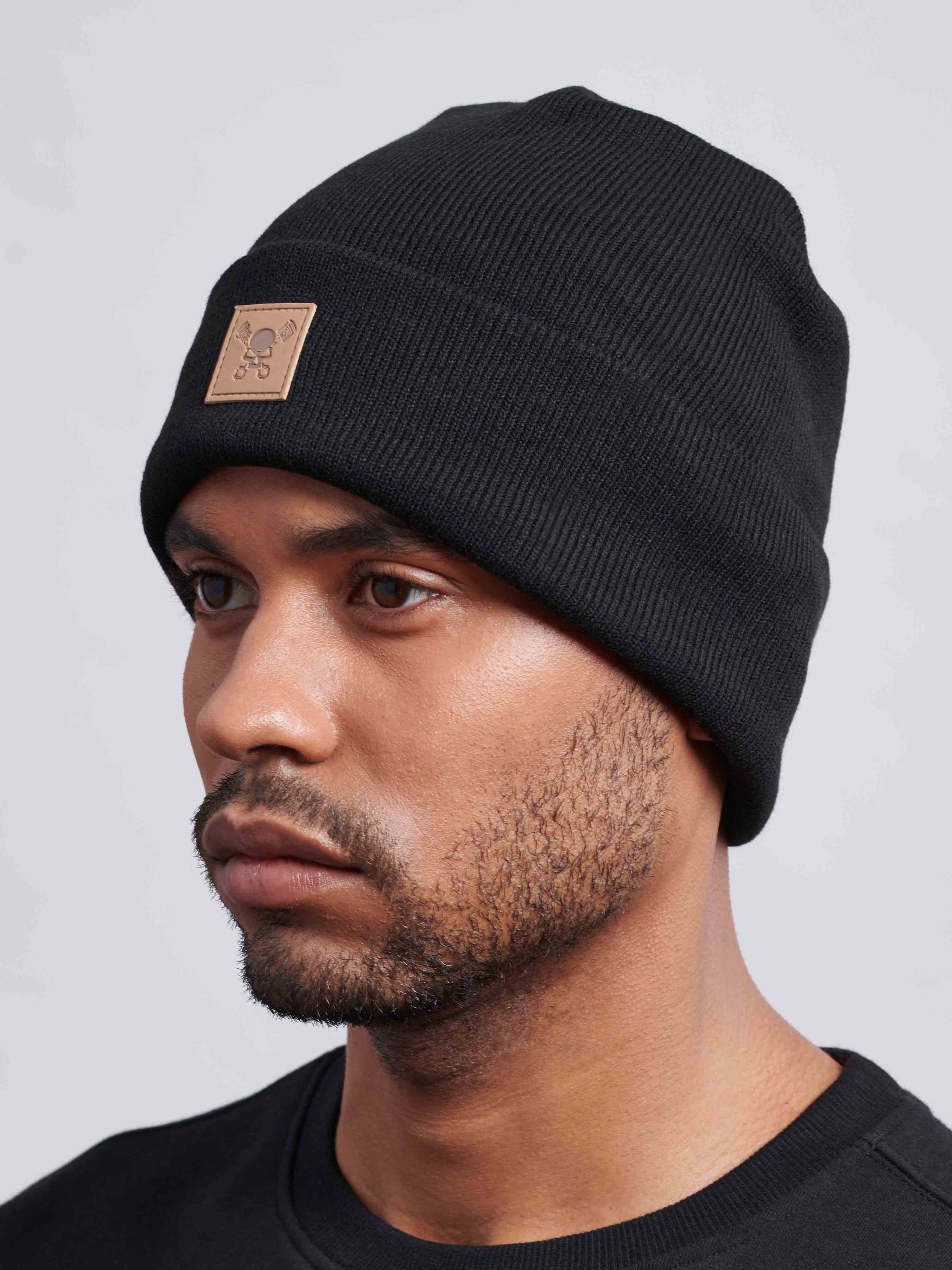 Skull Beanie Black