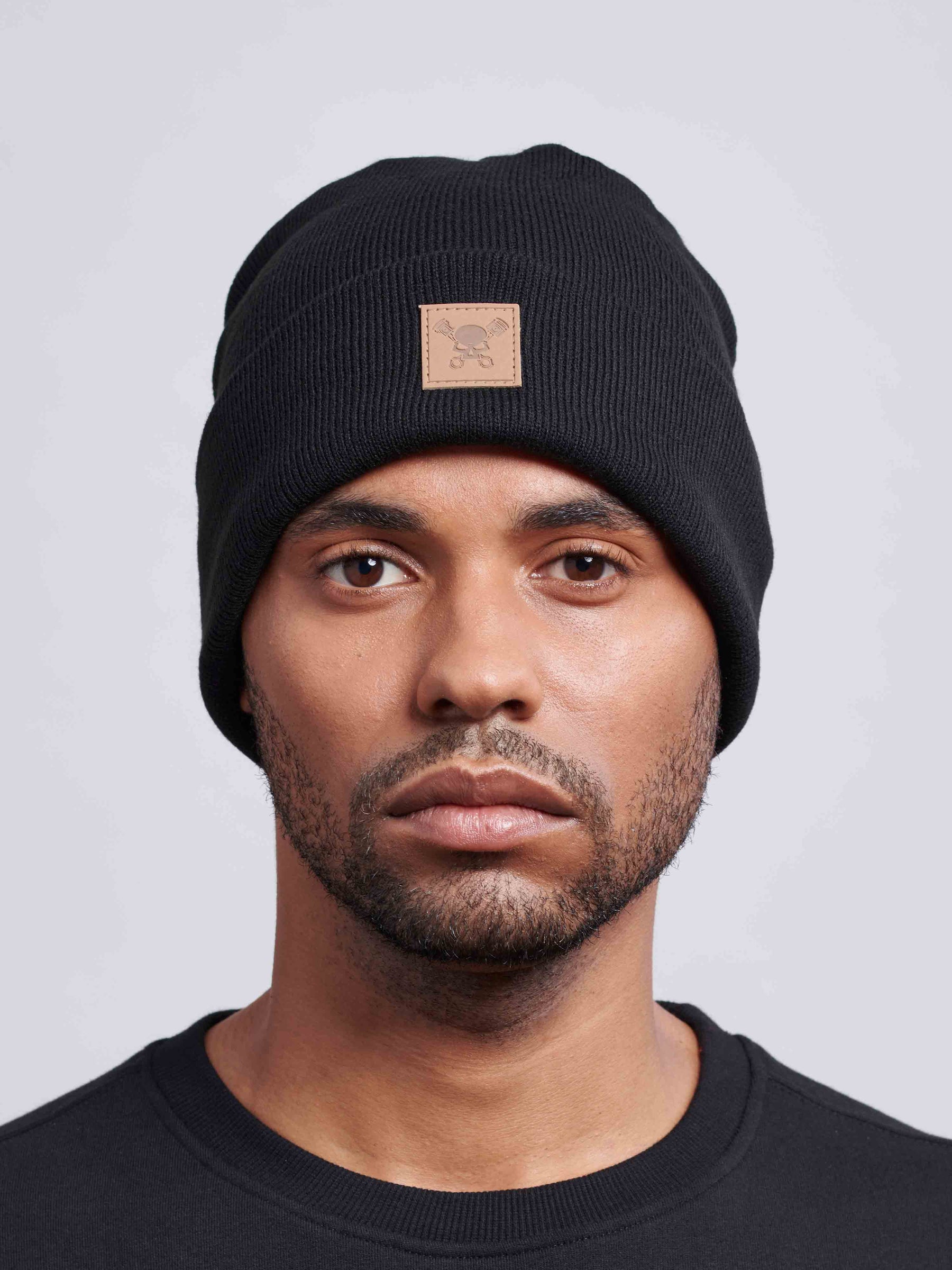 Skull Beanie Black