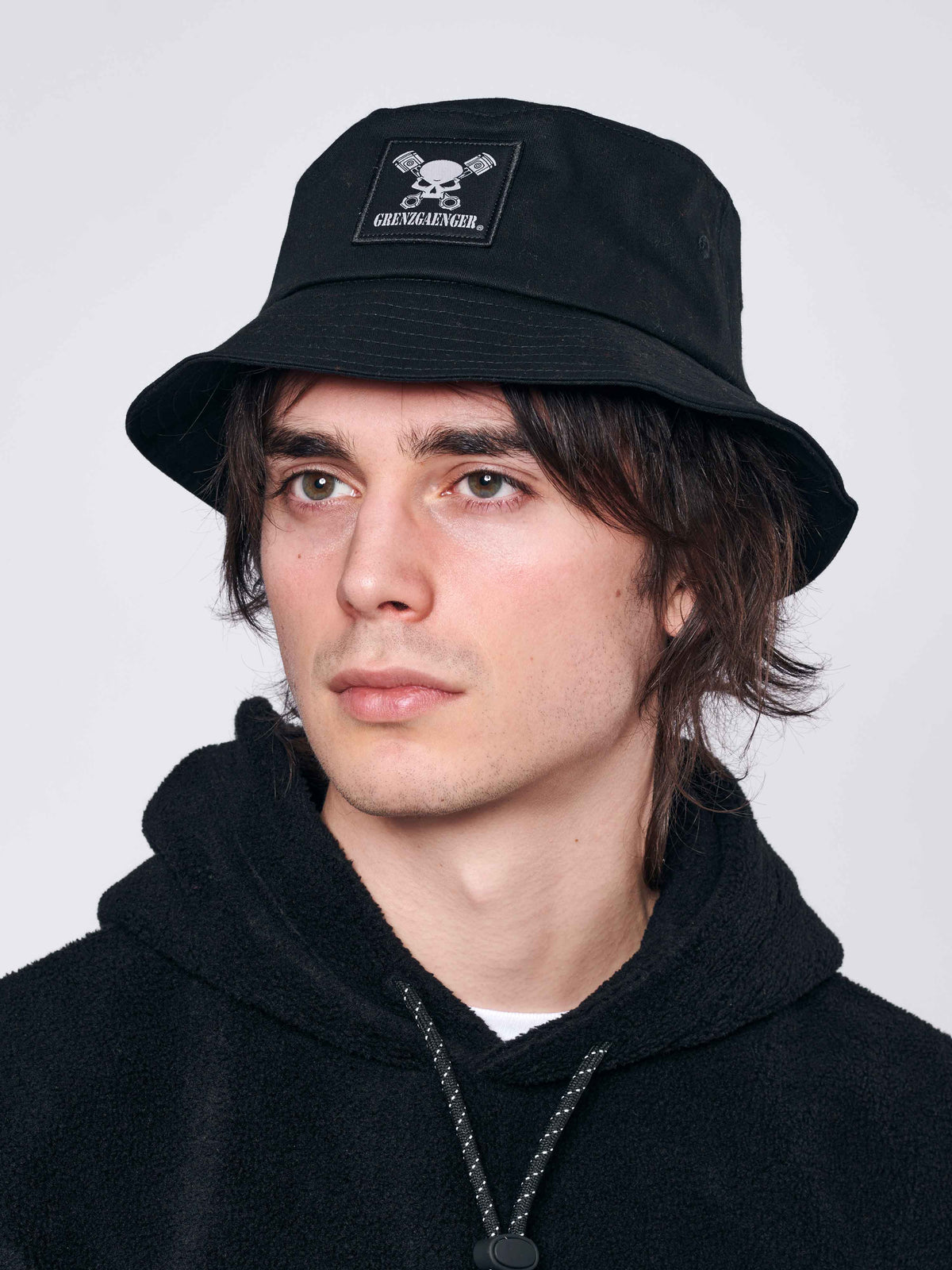 Grenzgaenger Bucket Hat
