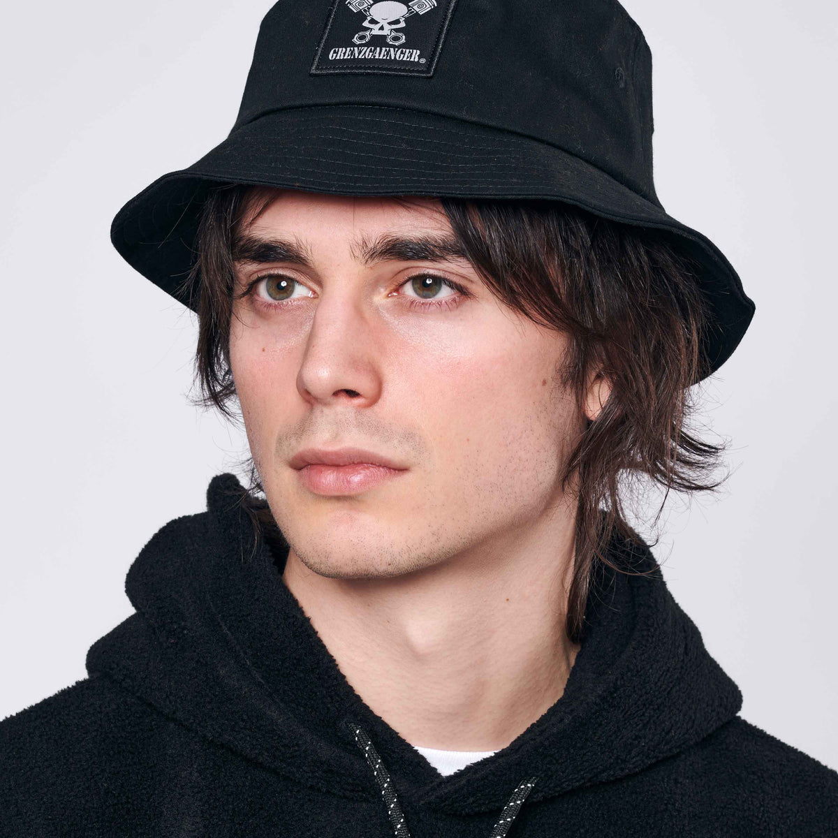 Grenzgaenger Bucket Hat