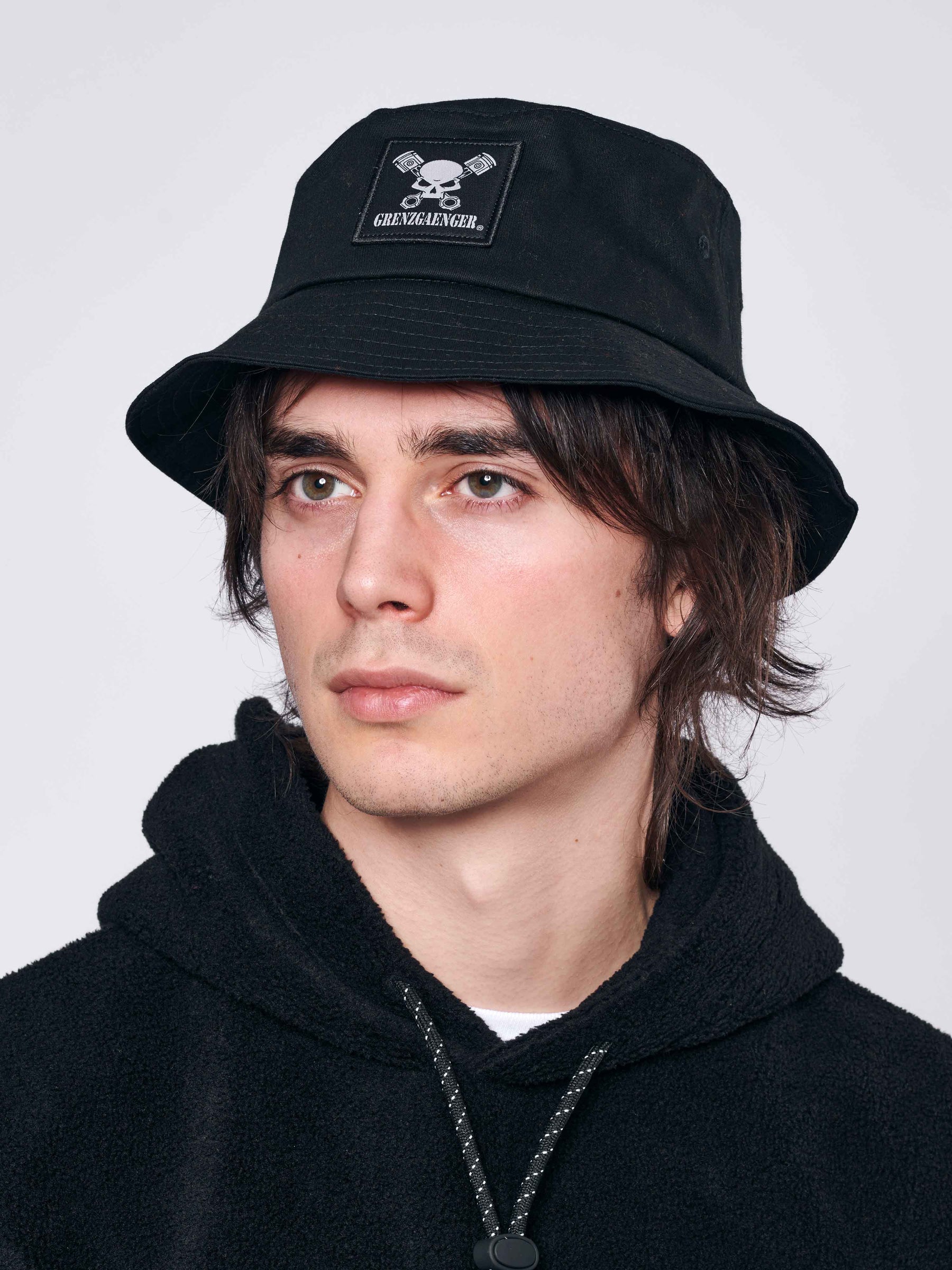 Grenzgaenger Bucket Hat