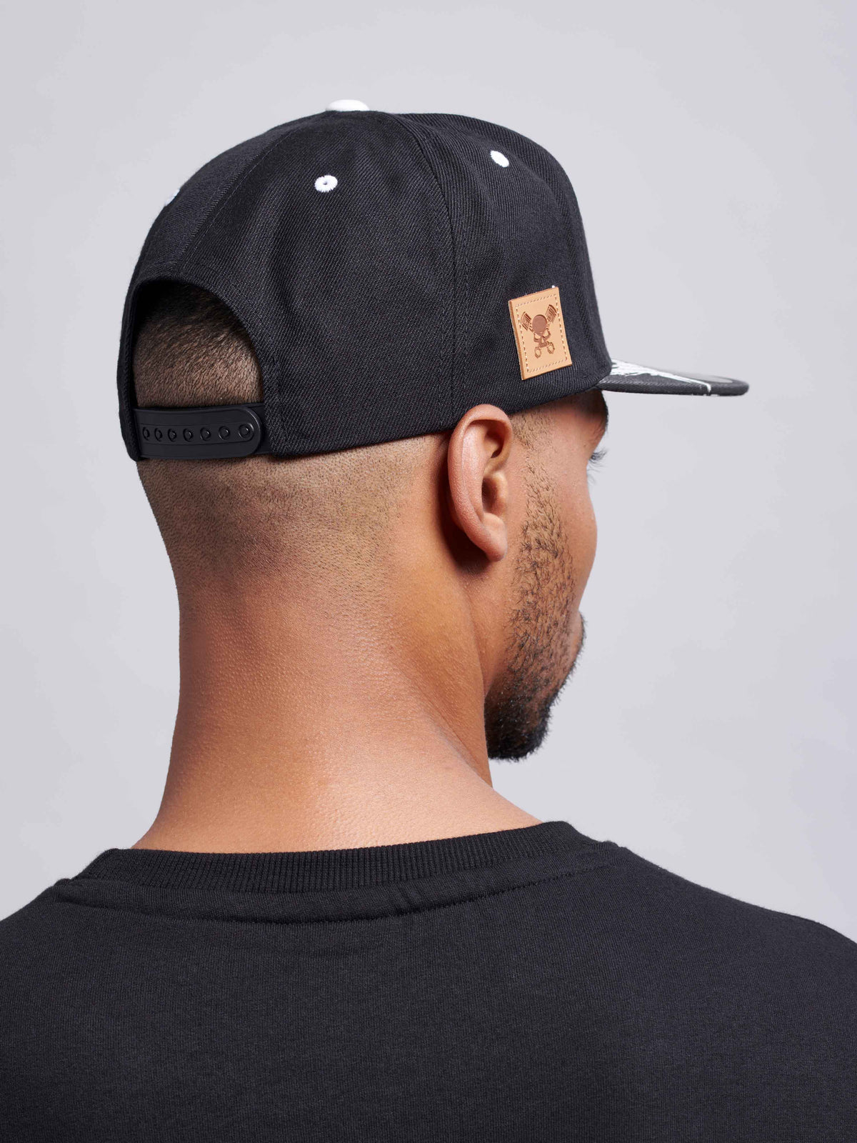 Skull Snapback